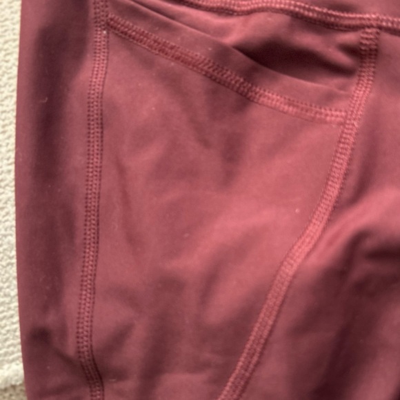 New Old Navy Burgundy Maroon High Rise 7/8 Length Leggings - Picture 5 of 5